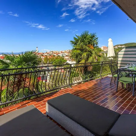 Maksim * 茨里克韦尼察