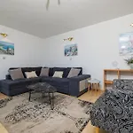 Maksim * Crikvenica