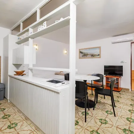 Apartment Maksim Crikvenica