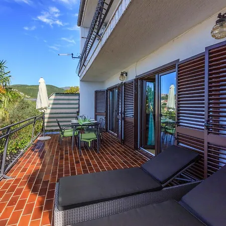 Maksim Апартаменты *